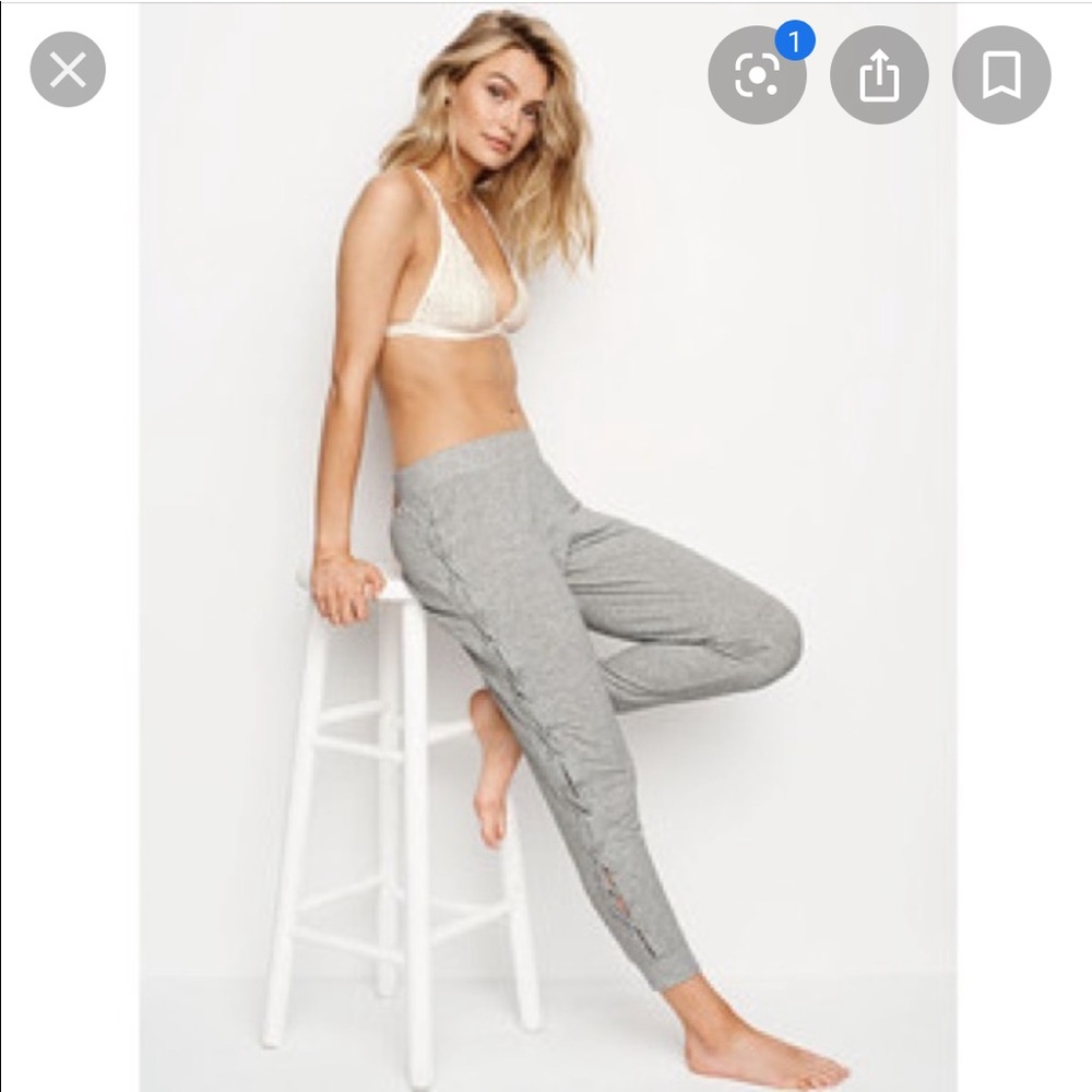 Victoria’s Secret Lounge Laceup Jogger